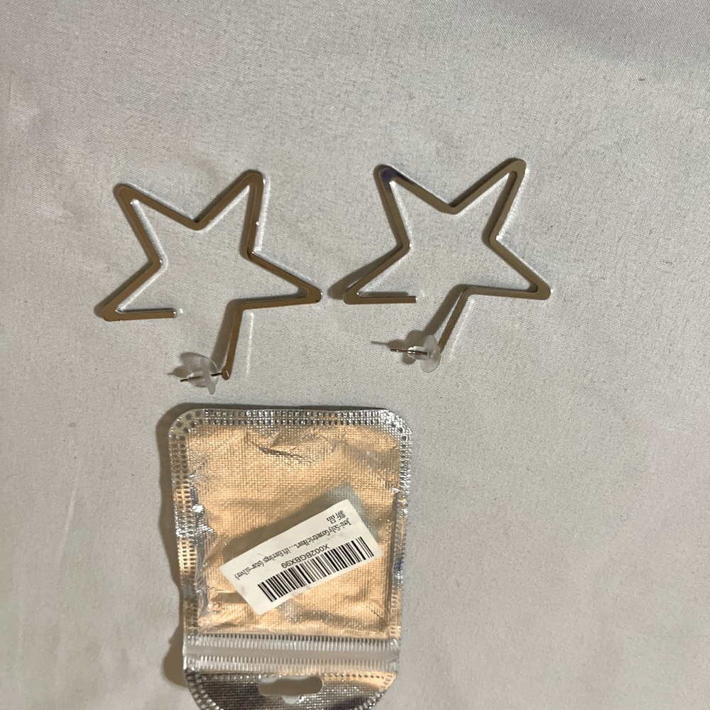 Brand New Star Earrings
